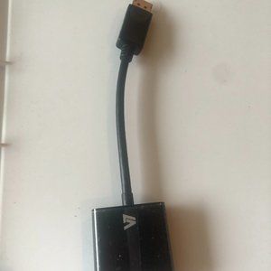 V7 USB to VGA Adapter #CBL BIN